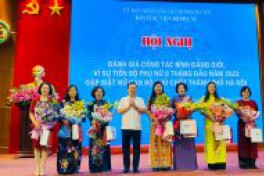 Gặp mặt nữ cán bộ chủ chốt thành phố Hà Nội