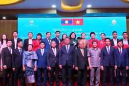 Các nữ Doanh nhân Thủ đô tham gia Hội chợ That Luang và kết nối giao thương tại Lào