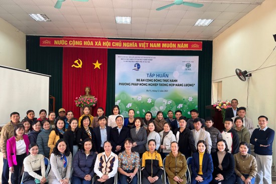 Tập huấn "Dự án cộng đồng thực hành phương pháp nông nghiệp tương hợp năng lượng" tại Ba Vì