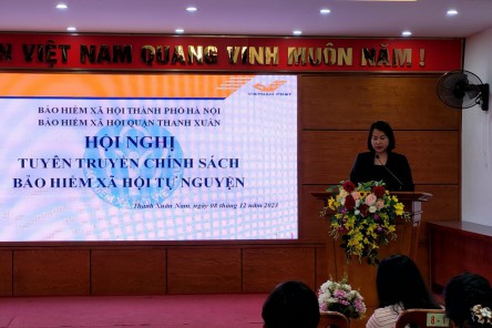 Thanh Xuân: Hội nghị tuyên truyền chính sách BHXH tự nguyện và BHYT hộ gia đình cho trên 60 hội viên phụ nữ trên địa bàn phường.