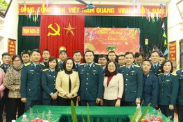 Hội LHPN Hà Nội thăm và chúc Tết cán bộ, chiến sĩ Sư đoàn Phòng không 361