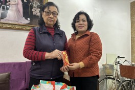 Tặng quà TNXP tiểu đoàn Hồng Gấm, Hội nạn nhân chất độc da cam và bệnh nhân có hoàn cành khó khăn tại Viện Bỏng Quốc gia Lê Hữu Trác nhân dịp Tết Giáp Thìn