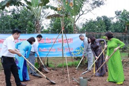Phát động Tết trồng cây “Phụ nữ vun trồng tương lai” Xuân Giáp Thìn 2024 Các cấp Hội Phụ nữ huyện Thanh Trì phấn đấu trồng 250 cây xanh, cây ăn trái