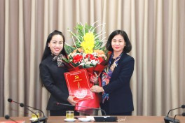 Giới thiệu đồng chí Phạm Thị Mỹ Hoa để bầu Phó Chủ tịch Hội Liên hiệp phụ nữ thành phố