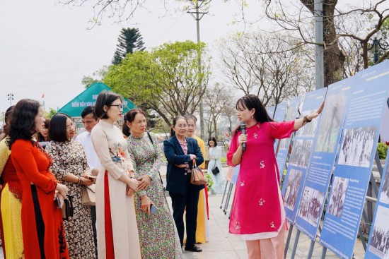 Kỷ niệm 114 năm Ngày Quốc tế Phụ nữ (8/3/1910 - 8/3/2024): Sáng đẹp hình ảnh phụ nữ Thủ đô thanh lịch, văn minh