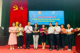 Nâng cao nhận thức phụ nữ Thủ đô về chủ quyền biển đảo