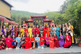 CLB Phụ nữ Thủ đô: Tham quan tìm hiểu giá trị truyền thống lịch sử tại tỉnh Hà Nam