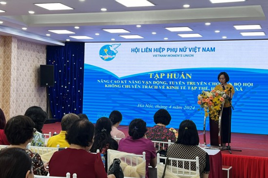 i Hội LHPN Hà Nội: Tập huấn nâng cao kỹ năng tuyên truyền phát triển kinh tế tập thể