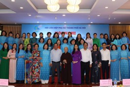 Sơ kết giữa nhiệm kỳ thực hiện Nghị quyết Đại hội phụ nữ thành phố Hà Nội lần thứ XVI Phụ nữ Thủ đô đổi mới, sáng tạo hoạt động Hội mang đậm dấu ấn, bản sắc riêng