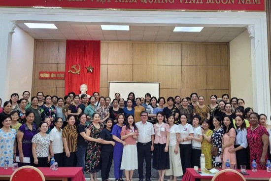 Hội LHPN Quận Hoàng Mai tổ chức bồi dưỡng kiến thức về khởi sự kinh doanh cho hộ kinh doanh trên địa bàn Quận