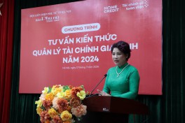 Báo Phụ nữ Thủ đô tổ chức tư vấn kiến thức tài chính gia đình cho hội viên, phụ nữ