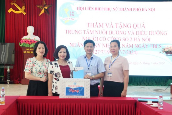 Hội LHPN Hà Nội: Tri ân người có công, gia đình thương binh, liệt sĩ
