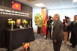 Tổng Thư ký Liên hợp quốc, đại sứ các nước viếng Tổng Bí thư Nguyễn Phú Trọng