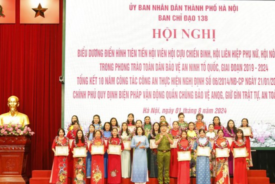 Biểu dương điển hình tiên tiến trong phong trào toàn dân bảo vệ an ninh Tổ quốc giai đoạn 2019-2024