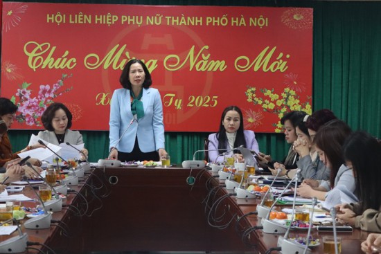 Hội nghị giao ban Chủ tịch Hội LHPN quận,huyện, thị xã và đơn vị trực thuộc: Phụ nữ Thủ đô phát huy truyền thống “Ba đảm đang” tích cực thực hiện phong trào thi đua