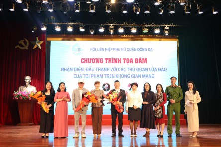 Hội LHPN quận Đống Đa: Tuyên truyền giúp phụ nữ tránh bẫy lừa đảo trên không gian mạng