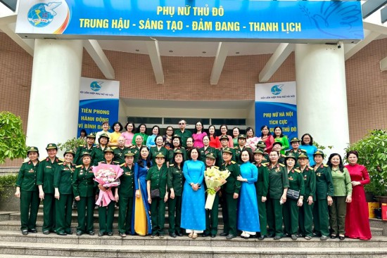 Các cấp Hội Phụ nữ Thủ đô tưng bừng chào mừng 50 năm Giải phóng miền Nam