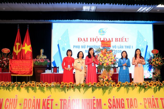 Đại hội đại biểu phụ nữ phường Giảng Võ nhiệm kỳ 2025-2030 thành công rực rỡ