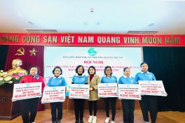 Phụ nữ Thủ đô hân hoan mừng Đảng, mừng Xuân, chào mừng thành công Đại hội Đảng toàn quốc lần thứ XIV và kỷ niệm 96 năm thành lập Đảng Cộng sản Việt Nam