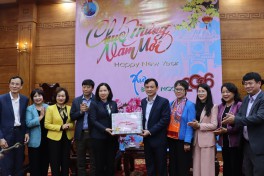 Hội LHPN Hà Nội thăm, chúc Tết Sư đoàn Phòng không 361 và các đơn vị trực thuộc