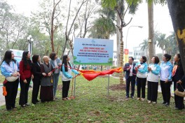 Tết trồng cây “Đời đời nhớ ơn Bác Hồ” tại Công viên Võ Thị Sáu