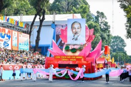 Tư tưởng Hồ Chí Minh soi sáng hành trình phát triển đất nước