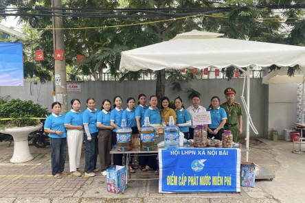 Cán bộ, hội viên phụ nữ Thủ đô lan tỏa yêu thương qua hoạt động “Tiếp sức mùa thi”