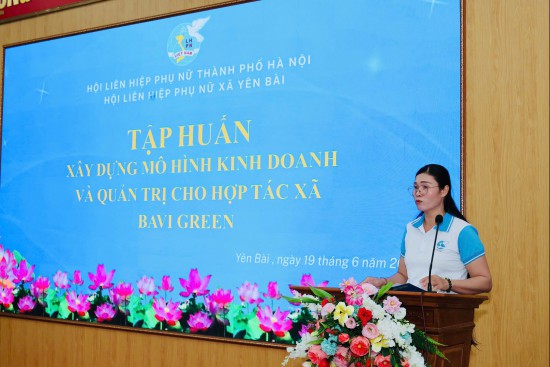 Hội LHPN Hà Nội: Tập huấn xây dựng mô hình kinh doanh và quản trị hợp tác xã