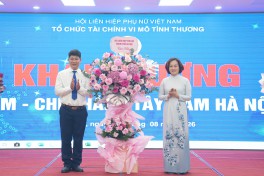 Lãnh đạo Hội LHPN Hà Nội chúc mừng TYM Chi nhánh Tây Nam Hà Nội khai trương hoạt động