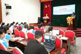 Hội LHPN Hà Nội: Tập huấn nâng cao kiến thức pháp luật cho cán bộ Hội, báo cáo viên, tuyên truyền viên pháp luật
