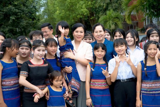 Nắng ấm nơi 