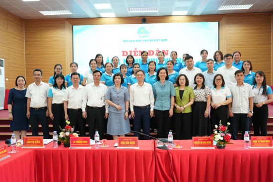 350 cán bộ, hội viên phụ nữ tham dự Diễn đàn “Lắng nghe phụ nữ nói”
