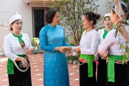 Từ “lắng nghe” đến thấu hiểu và đồng hành cùng phụ nữ
