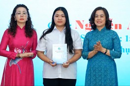 Phụ nữ phường Láng viết tiếp bản hùng ca thời đại mới