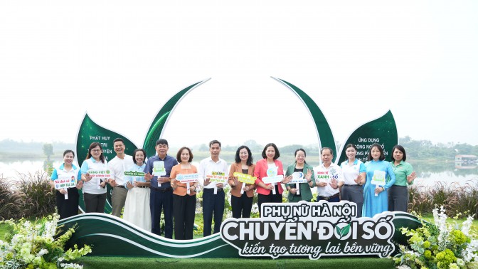 Phụ nữ Thủ đô thúc đẩy ứng dụng công nghệ số, chuyển đổi xanh